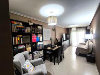 Pis  Calle san luis 56. Coqueto apartamento muy amplio en el centro de torrevieja