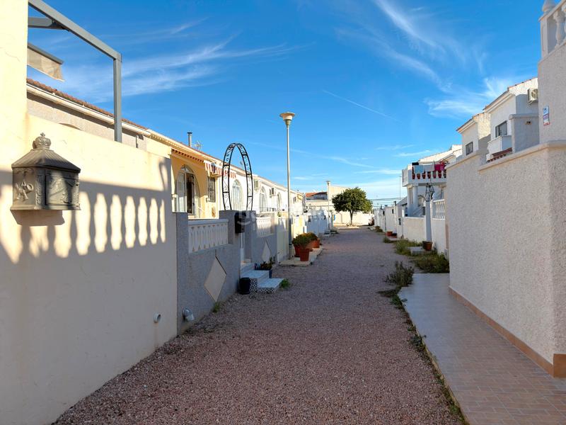 Foto 3188bfb6-2578-44ae-a6ef-f9aca7e62cce. Maison dans Zona Carrefour - Urbanizaciones Torrevieja