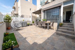 Haus in Parque Acuático - Sector 25. Impresionante bungalow en planta baja en esquina muy soleado! gr