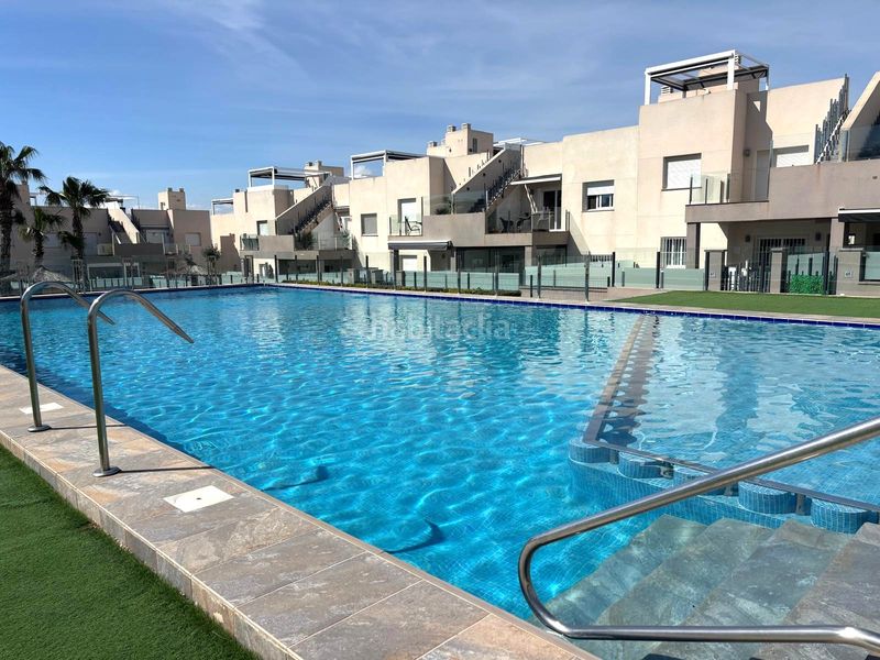 Foto 53de6ce5-5ce7-43df-bc0e-e0eb9378c6b2. Casa amb piscina a Parque Acuático - Sector 25 Torrevieja