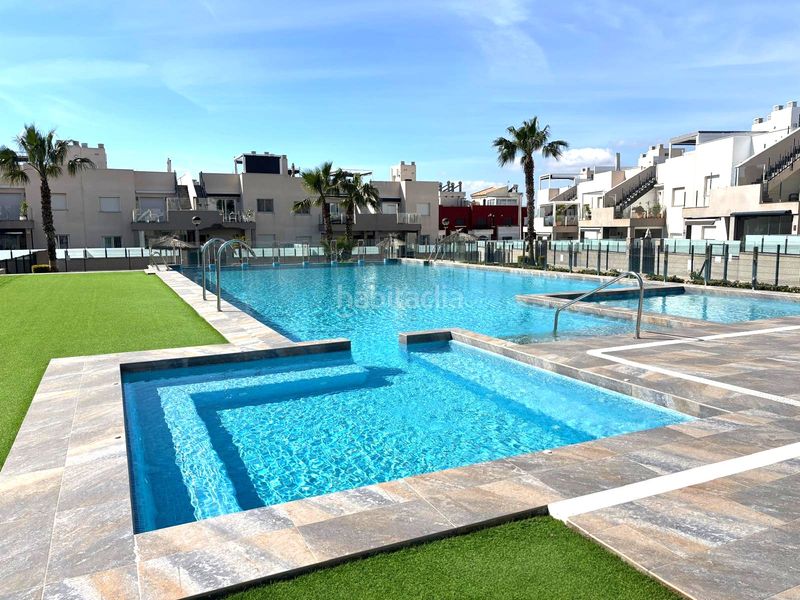 Foto 7ad9db0e-2892-4c07-99d8-a4cee9a17fc5. Casa amb piscina a Parque Acuático - Sector 25 Torrevieja