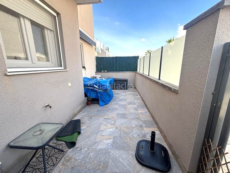 Foto e2ccbd4e-24da-41b5-a0a5-30f7a395b07c. Casa amb piscina a Parque Acuático - Sector 25 Torrevieja