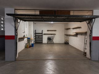 Aparcament cotxe a Calle Joaquín Chapaprieta 137
