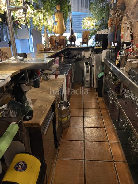 Foto 4a4d5ebb-ca7d-49f5-b1df-4e44cbeddc87. Trapasso locale commerciale in Sants-Badal Barcelona