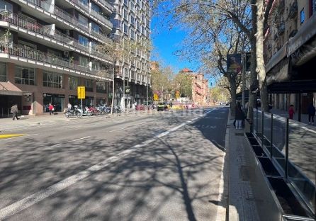 Foto 7ce72977-dd8f-4c68-8f9b-5bb35bdd1eb0. Pas-de-porte local commercial avec chauffage dans L´Antiga Esquerra de l´Eixample Barcelona