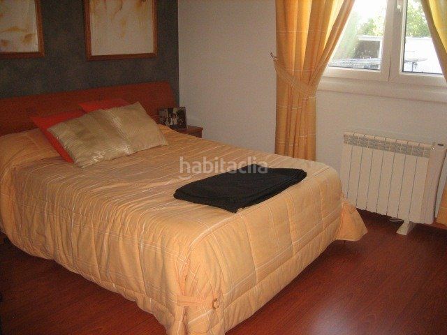 Foto 36fc5709-260f-4501-ad56-8c44f746af92. Casa amb aparcament a Camponaraya