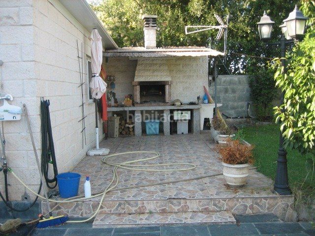 Foto b117e160-aead-4f5d-9ef8-61d0192216ed. Casa amb aparcament a Camponaraya