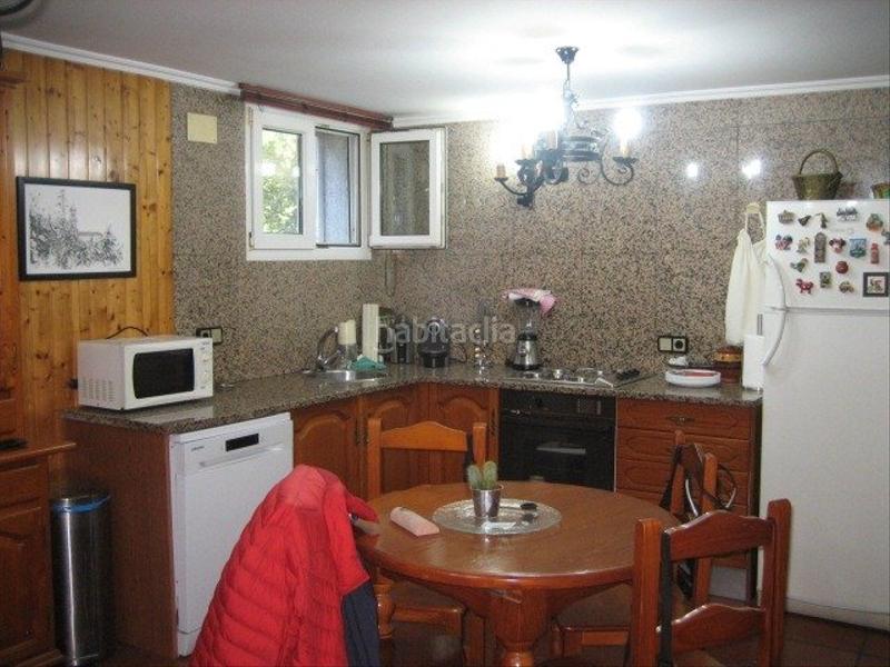 Foto bef839f5-7ca7-4c01-b595-ec46ba8612c8. Casa con riscaldamento parcheggio in Camponaraya