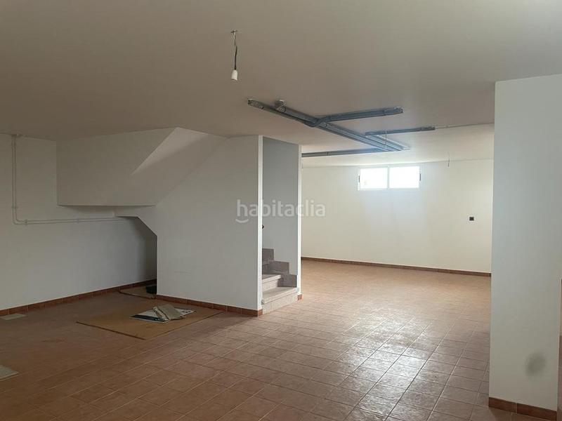 Foto 59df504c-8545-4897-896d-2dc863ed0c14. Casa aparellada amb calefacció aparcament a Carracedelo