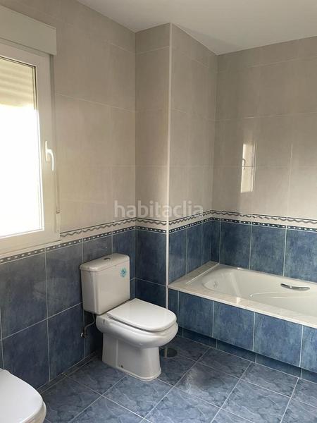 Foto cc4dd40c-e3ad-487c-891d-25909cccf8ee. Casa aparellada amb calefacció aparcament a Carracedelo