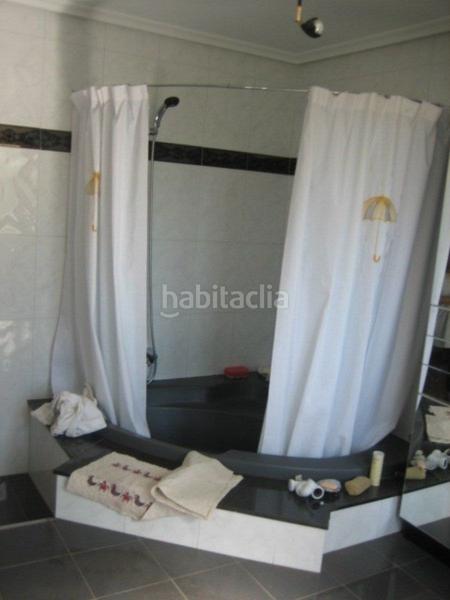 Foto 43acf7cc-99c6-4099-b619-d13f0c102825. Haus mit parking in Cacabelos