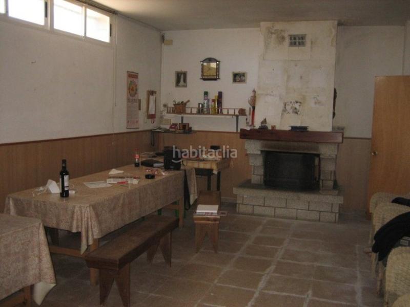 Foto a3229317-f260-49f8-8eba-003524c01043. Haus mit parking in Cacabelos