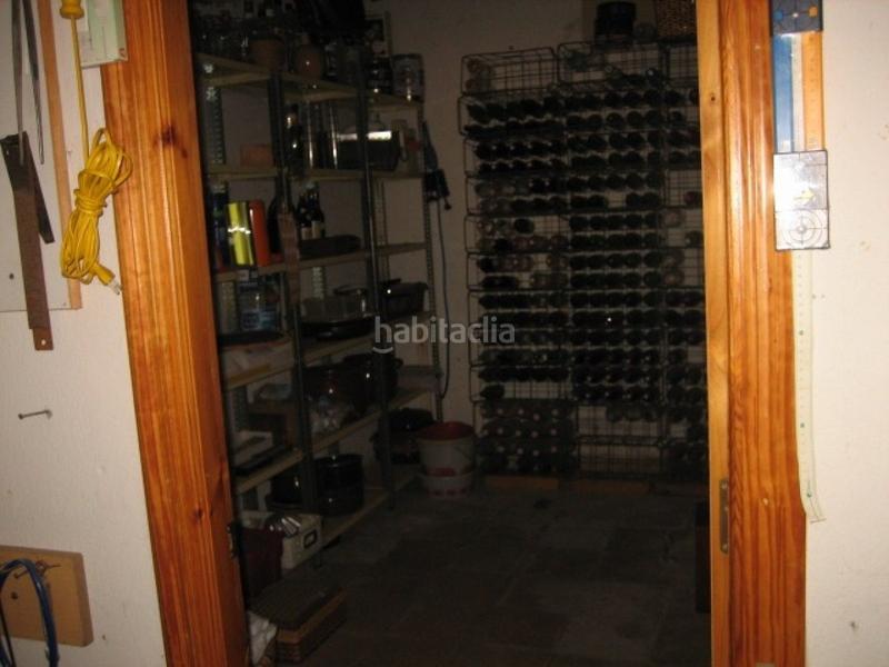 Foto f99e706a-0f88-4b29-8e28-f6a6b64e0910. Haus mit parking in Cacabelos