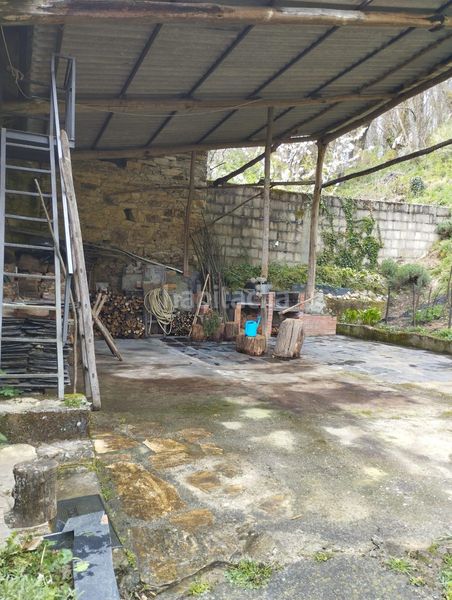 Foto ce861232-c9fd-47a6-889c-f4f8b86f5b47. Casa a Vega de Valcarce