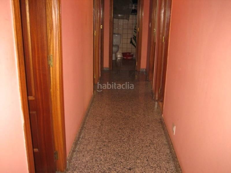 Foto b0da8958-45d8-4c8b-849a-f9ca41c0c9bd. Pis amb aparcament a Zona Alta Ponferrada