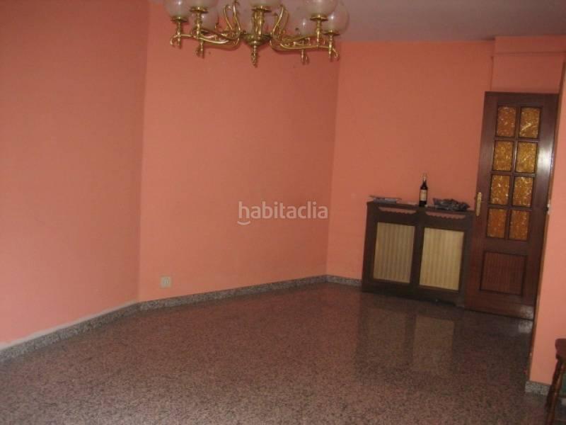 Foto b918fab3-752b-4137-9487-15424a6aa9f2. Pis amb aparcament a Zona Alta Ponferrada