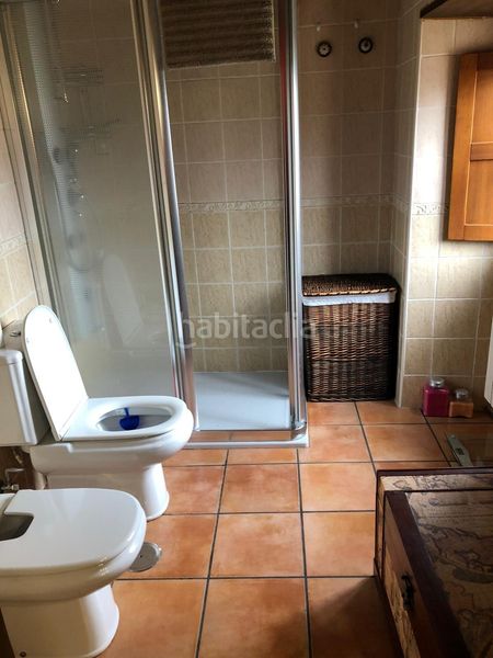 Foto d27b4ba2-4324-4232-b83f-a36a931622fc. Casa a Cubillos del Sil