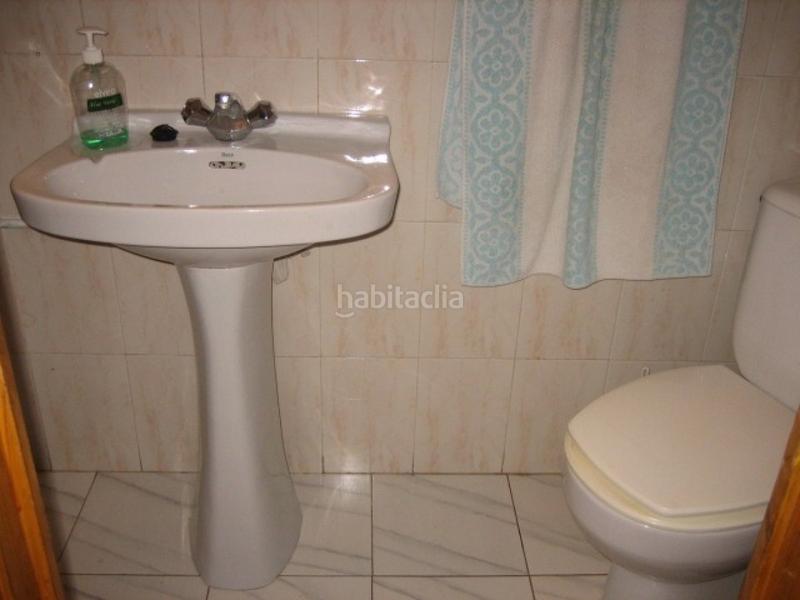 Foto 714a7021-ccb7-4390-81f5-4c7a0d0474e7. Casa con riscaldamento in Cacabelos