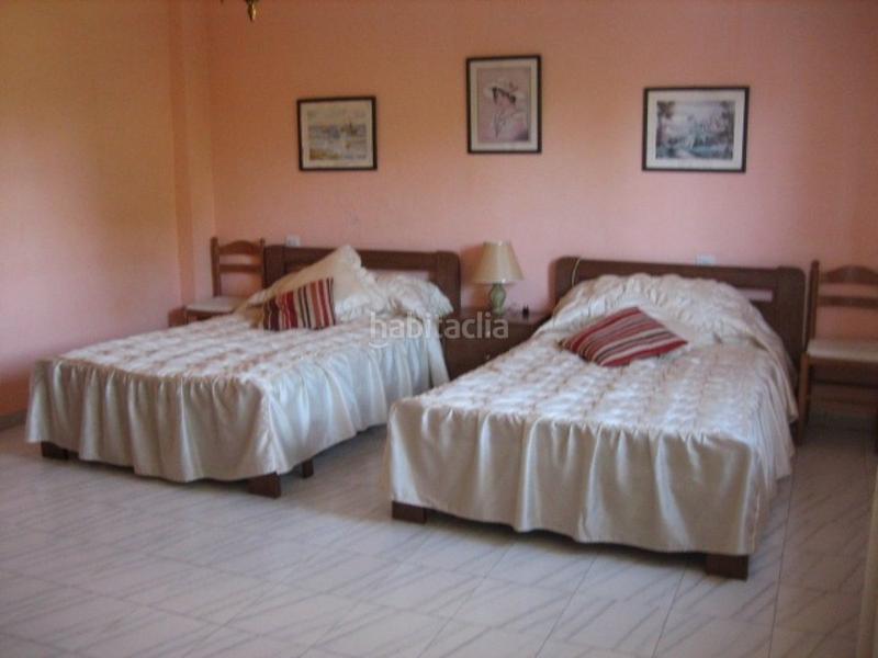 Foto 796a8410-ab42-48ad-8b6c-93608a190971. Casa con riscaldamento in Cacabelos