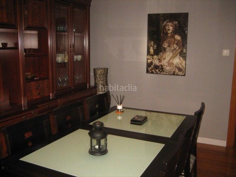 Foto 9ebb8d50-46d8-456e-ba32-8865aed4efa8. Piso en Centro Ponferrada