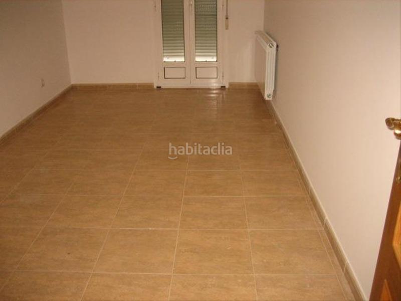 Foto 97ebb6cf-41c2-4fab-b6bf-eee0ebb6d086. Appartamento con riscaldamento in Cuatro Vientos Ponferrada