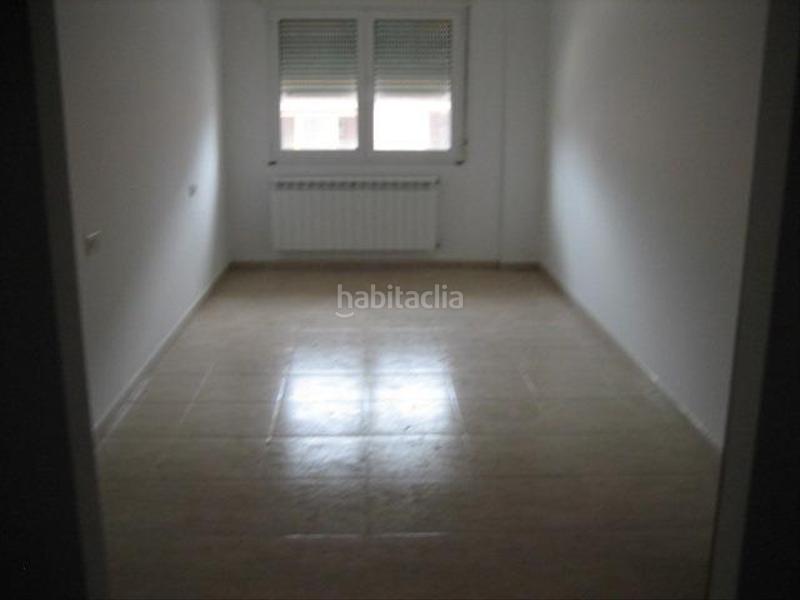 Foto 35bc1385-ecc0-4621-ac0c-ab50250dfe56. Appartement avec chauffage dans Cuatro Vientos Ponferrada