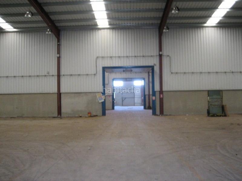 Foto d3d04c32-a811-4a2e-a3bb-cf6a8bc44fe8. Alquiler nave industrial en Cabañas Raras
