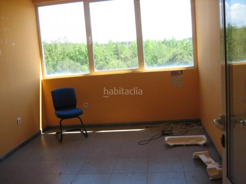 Foto e8687bf7-141c-40c8-86d4-eb0459d7495b. Alquiler nave industrial en Cabañas Raras