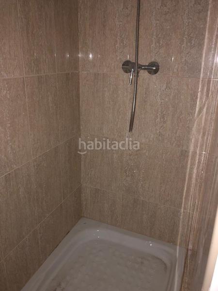 Foto d2b793c6-4e7d-4c96-ae0a-1bbab62d9d10. Local comercial a Flores de Sil - La Placa Ponferrada