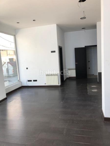 Foto 6fb1f892-b949-44d4-87d5-01c336569e23. Local commercial dans Flores de Sil - La Placa Ponferrada