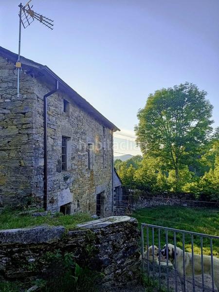 Foto 76fe2b4f-3f52-4dc4-b737-b11e27296b9e. Casa en Pedrafita do Cebreiro