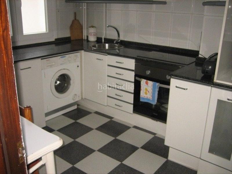 Foto 453253f6-8388-437d-83d1-b4d6c7a88973. Flat with heating in Centro Ponferrada