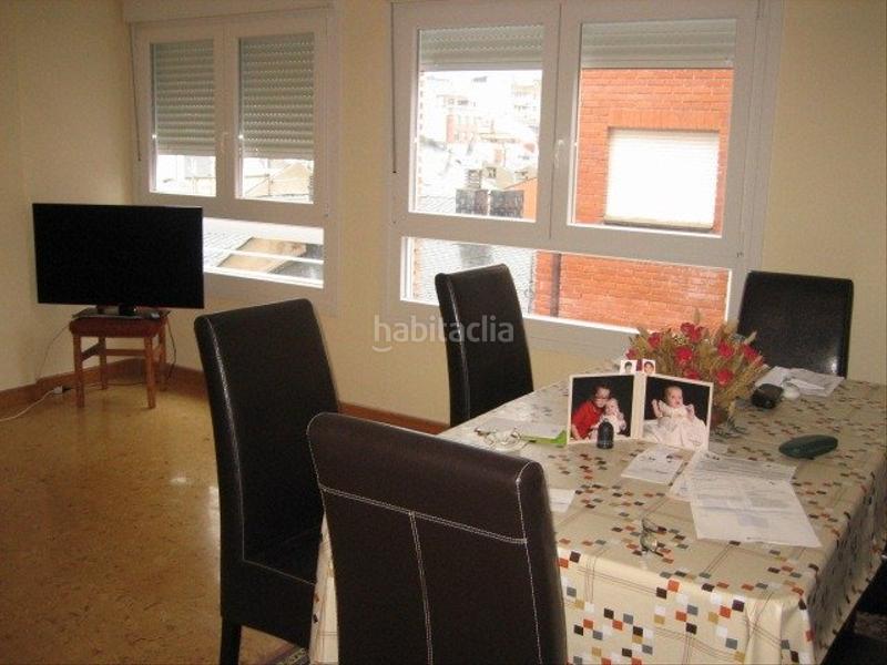 Foto 4dab34f6-9ed8-4535-8c8b-311b7d98f418. Flat with heating in Centro Ponferrada