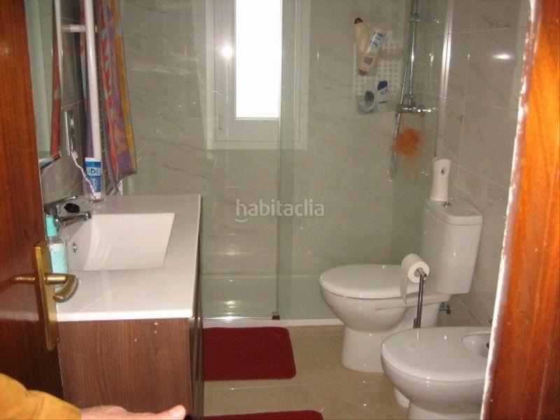 Foto cdcebb41-61fe-4421-a6f6-fc532e6b3a6a. Flat with heating in Centro Ponferrada