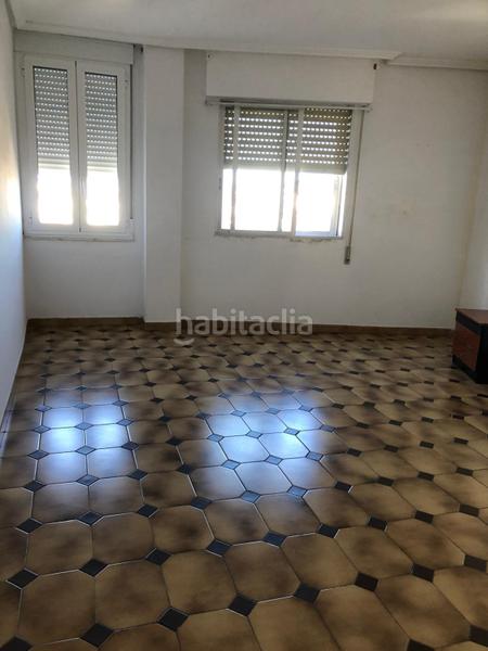 Foto c4d3b252-f515-41b1-b1ef-f949c5bbf2d4. Etagenwohnung mit heizung in Centro Ponferrada