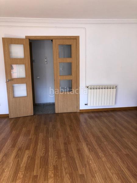 Foto d37bf917-cfb7-4a62-b72e-d019b803ead9. Etagenwohnung mit heizung in Centro Ponferrada