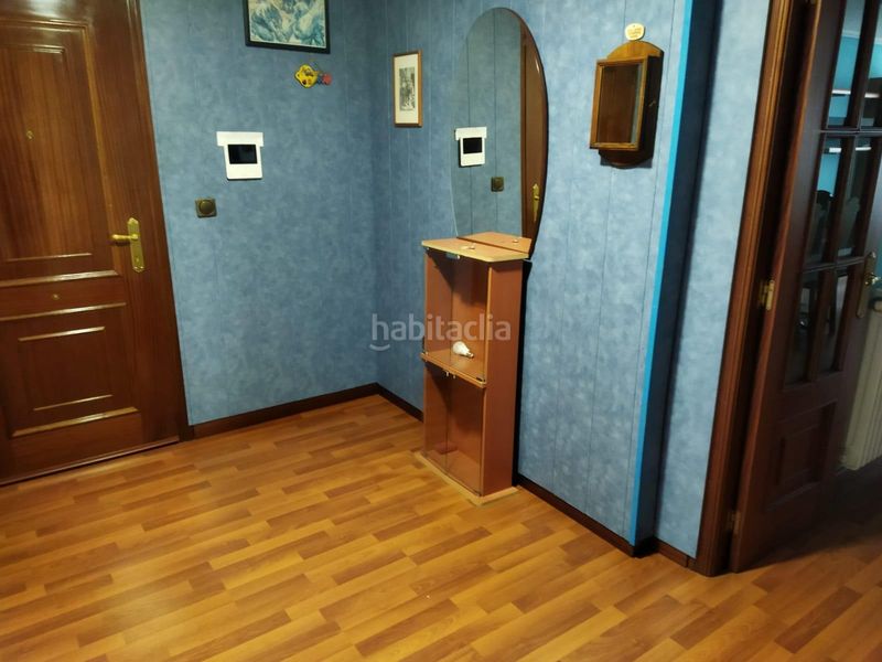 Foto c900e735-660f-4cad-8b8b-c9ee8df81a3a. Pis amb aparcament a Zona Alta Ponferrada