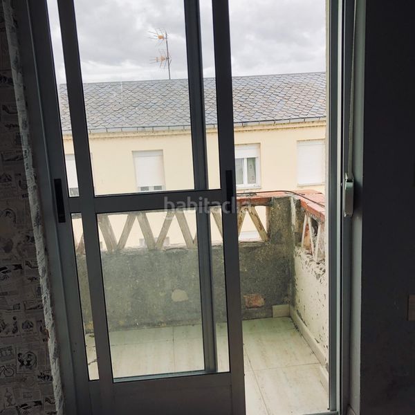 Foto 5cf0d15b-00ac-4bf5-84c2-ec069dbe3d35. Apartamento en Bembibre