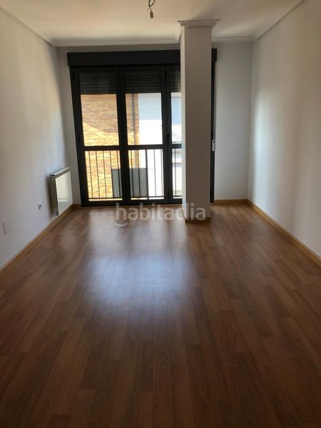 Foto 23b25815-60ac-438a-b09e-eaa588f3534d. Duplex avec chauffage parking dans Zona Alta Ponferrada