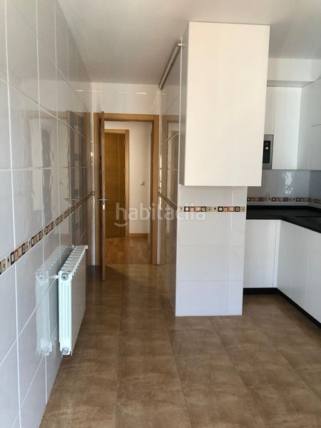 Foto 51a8a93e-3b2f-4eea-9d76-4d3f836bc77b. Duplex avec chauffage parking dans Zona Alta Ponferrada