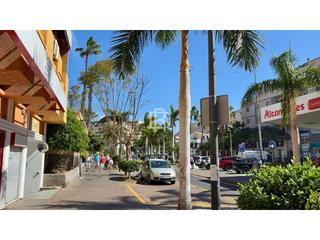 Locale commerciale in Playeros 8