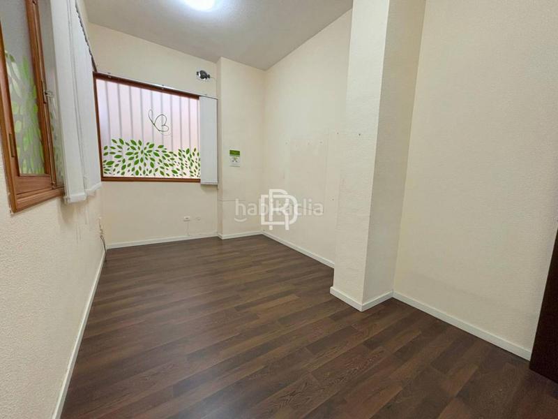 Foto 438f2fba-f493-479e-9039-30e0d8094a28. Locale commerciale in playeros 8 in Los Cristianos Arona