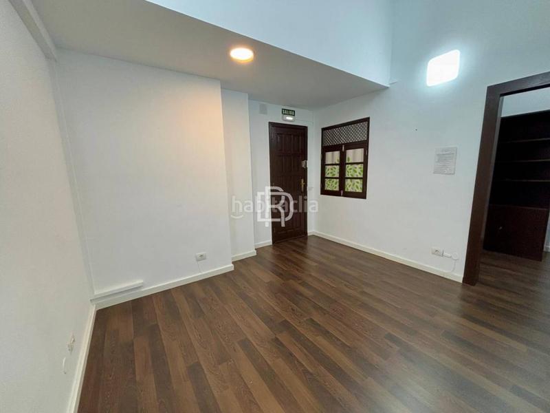 Foto ebce0349-9693-4c3d-a32e-74ec92fa5641. Locale commerciale in playeros 8 in Los Cristianos Arona