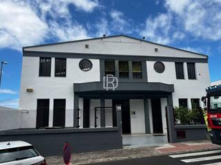 Location Bâtiment à usage industriel à Molinos de gofio 10. Alquiler de magnífica nave comercialindustrial en la orotava.