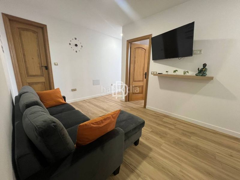 Foto e70532ec-45b3-4505-b09b-f7c2d120cb2a. Rent flat in Tanque (El)