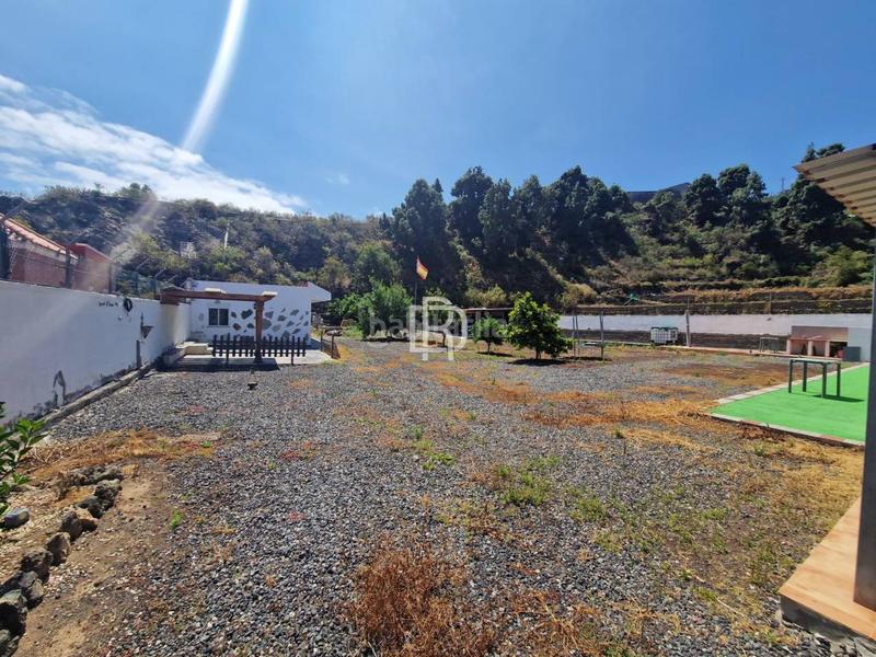 Foto 00df7f6b-73b8-4943-b3f0-92a67926f2cc. Wohngrundstück in menceyes 1 in Buen Paso - La Mancha Icod de los Vinos