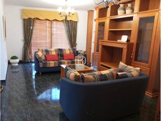Lloguer Pis  Chyncanairos. Se alquila amplio apartamento de 3 habitaciones en icod de los v