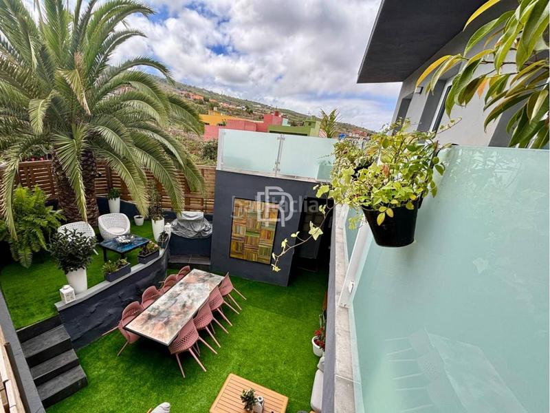 Foto 43a6df36-b972-4cbe-abe2-65441f2ffd26. Maison avec parking dans Tacoronte - los naranjeros Tacoronte