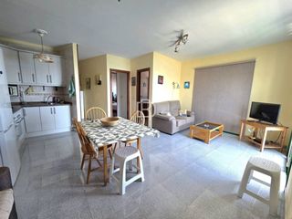 Rent Flat in Calle carmen nobrega 26. Piso de 1 habitación con vistas al mar en el medano