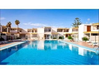 Lloguer Pis  Calle hércules. Apartamento totalmente reformado en costa del silencio con pisci